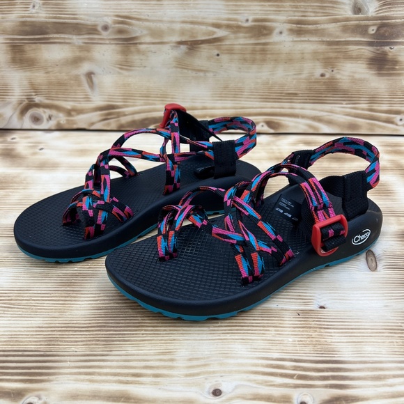 Chaco ZX2 Classic in Magenta Sz 10 - Picture 3 of 13